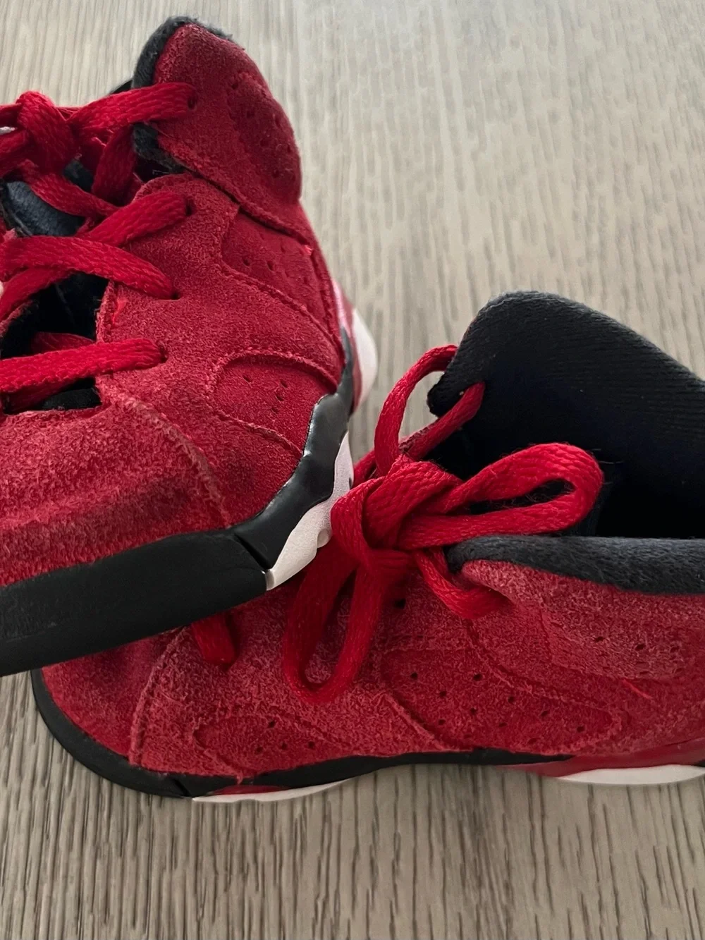 Air Jordan 6 retro toro bravo boys Red Suede Lace-Up Shoes